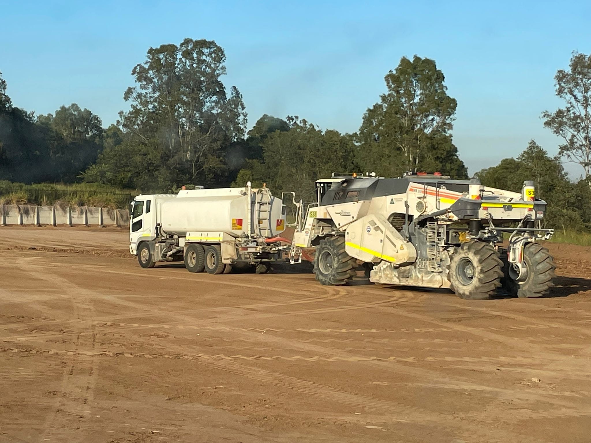 Road stabiliser at work